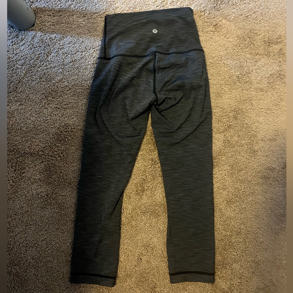 Grey patterned lululemon leggings